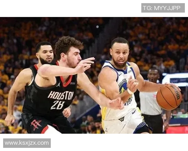 2015年火箭与勇士季后赛第四场激战回顾与精彩瞬间分析